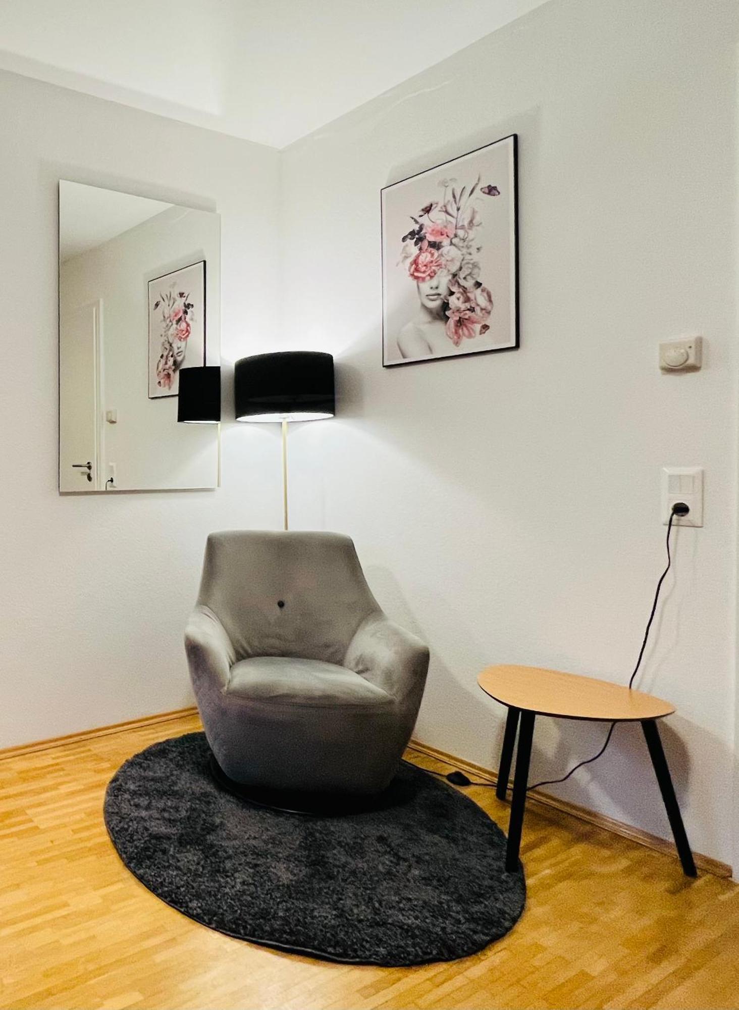 Stylish Apartment Naehe Hbf-Tiefgarage-Lift Hannover Exterior photo